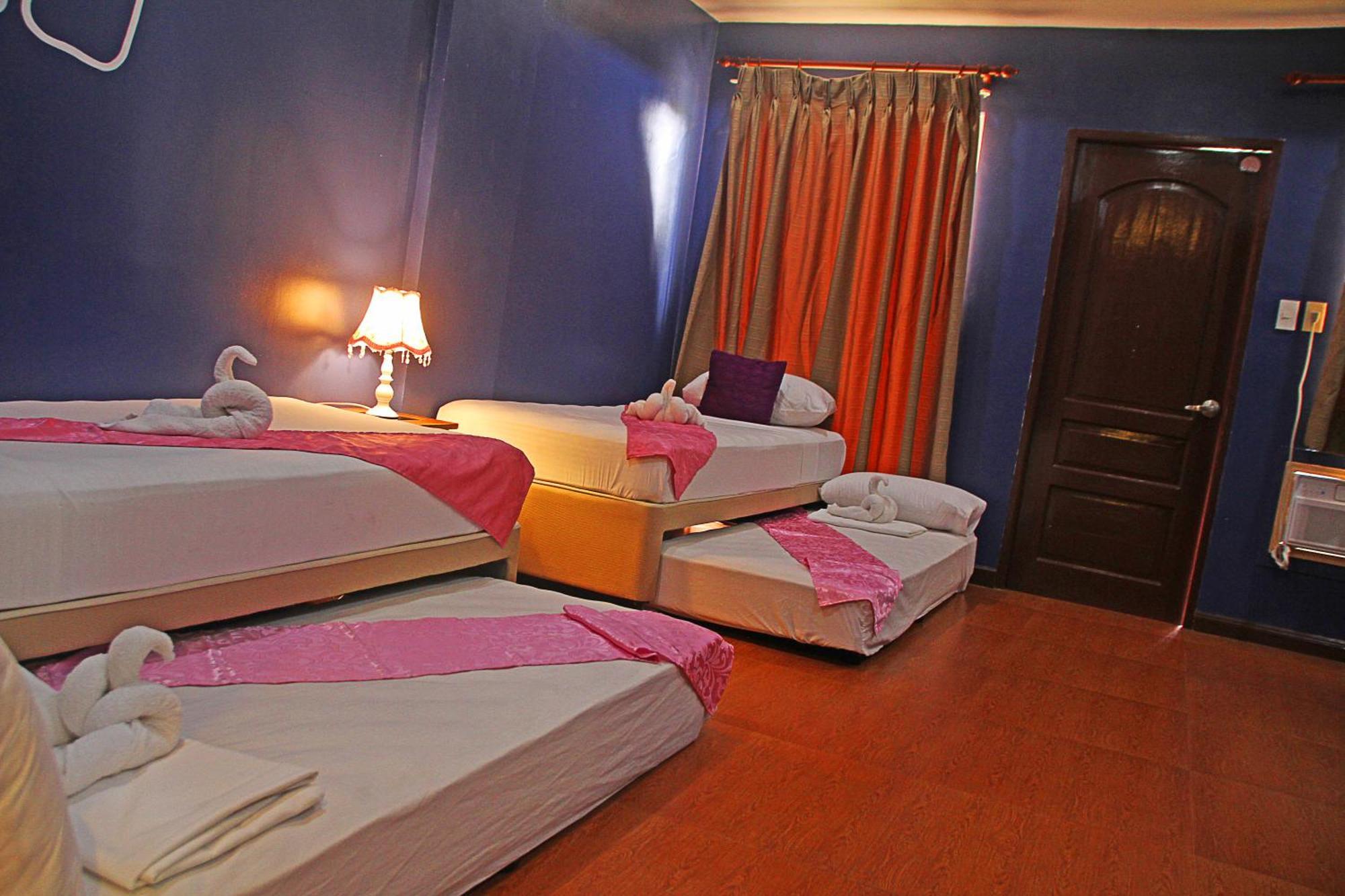 Hotel Palacio Puerto Princesa Екстер'єр фото