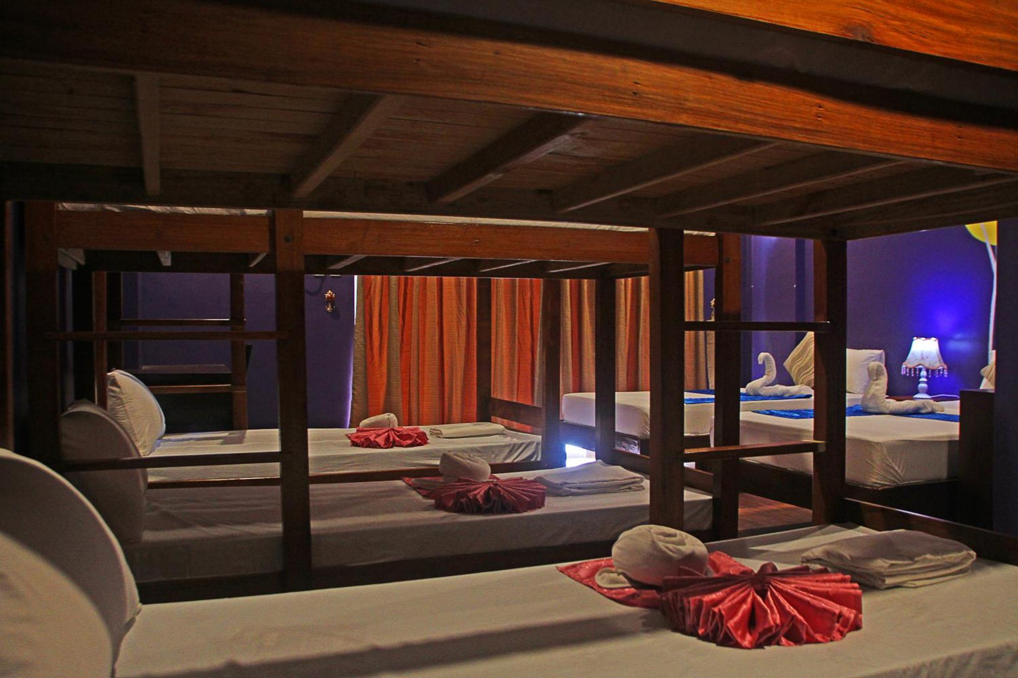 Hotel Palacio Puerto Princesa Екстер'єр фото