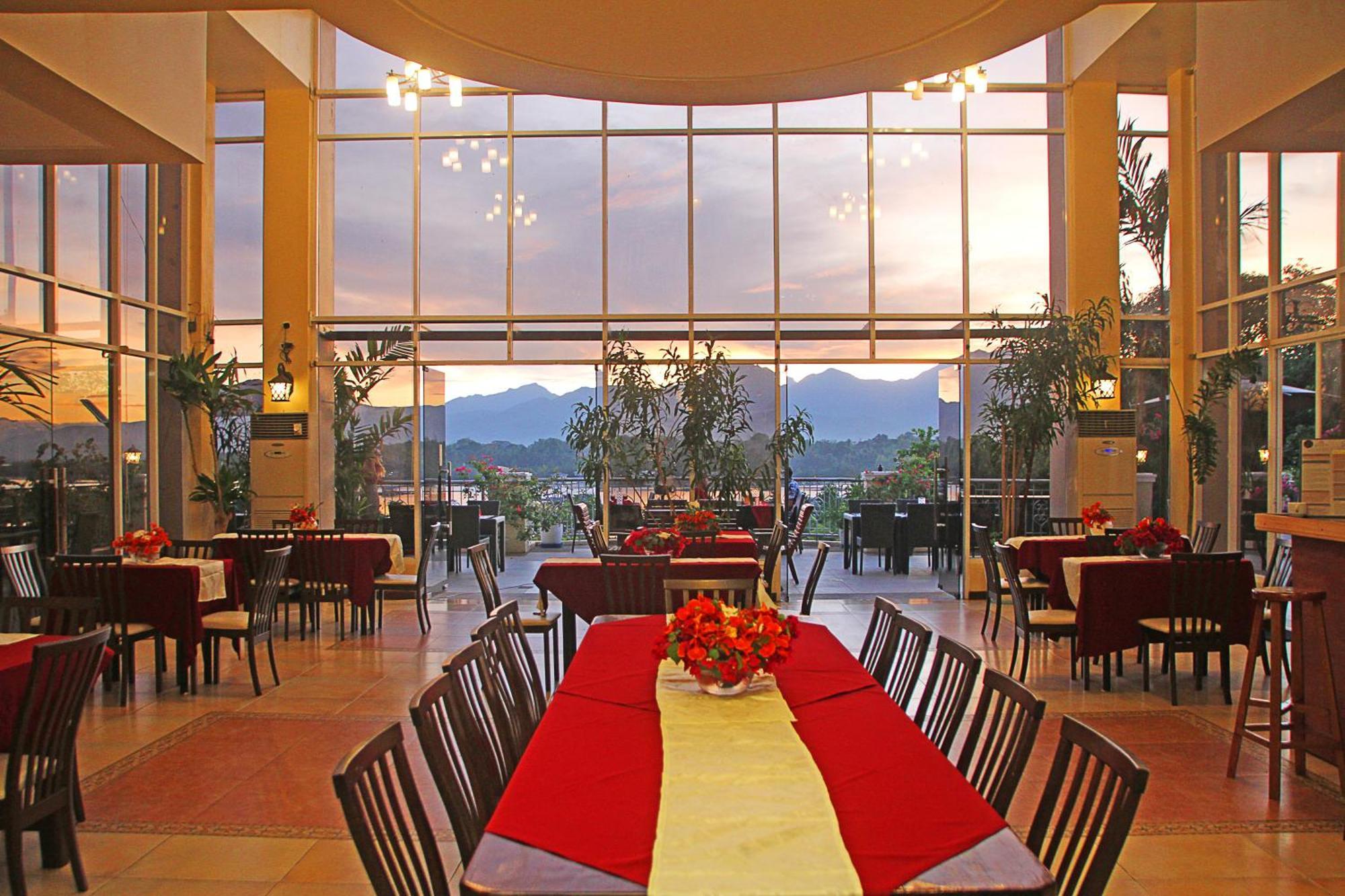 Hotel Palacio Puerto Princesa Екстер'єр фото
