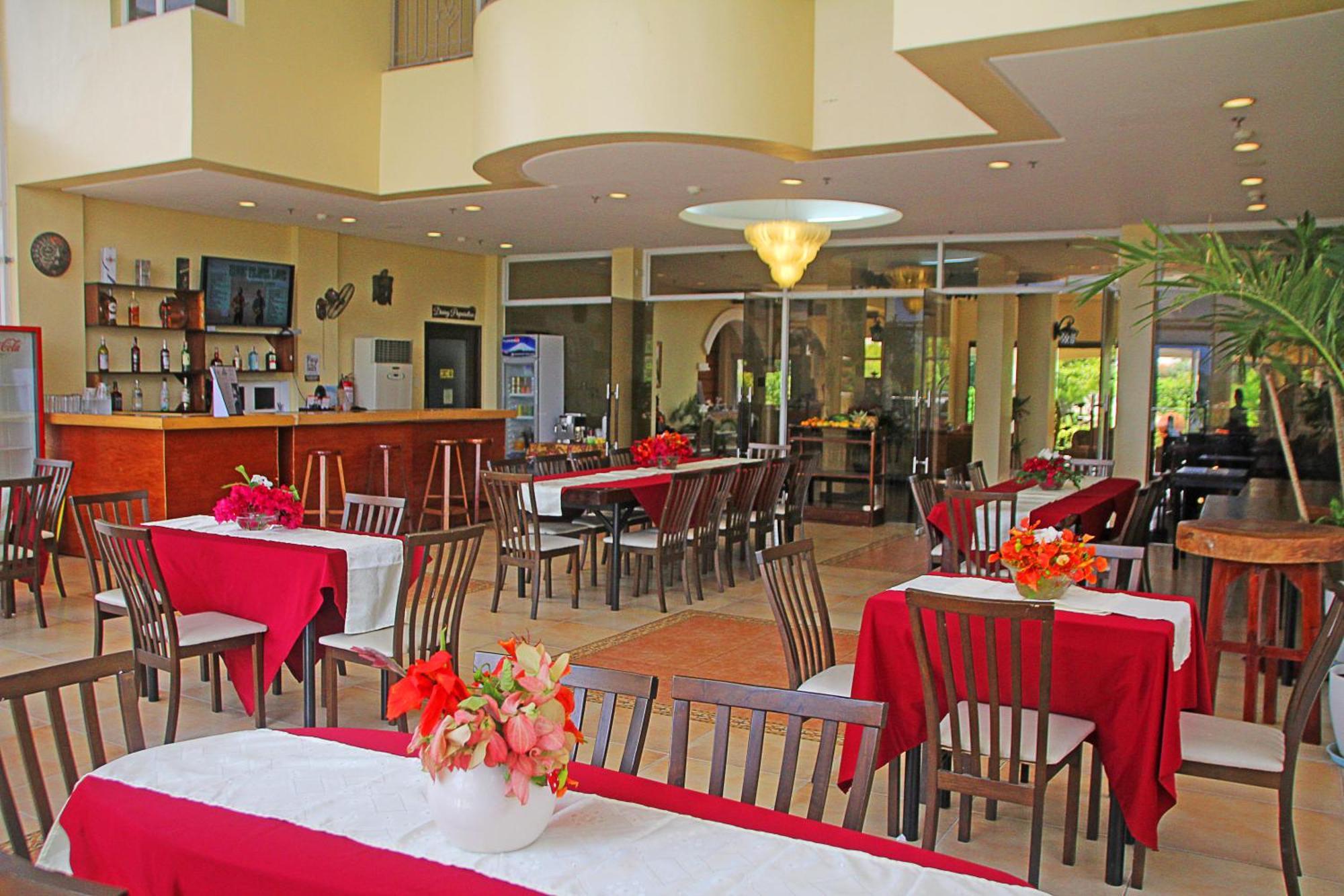 Hotel Palacio Puerto Princesa Екстер'єр фото