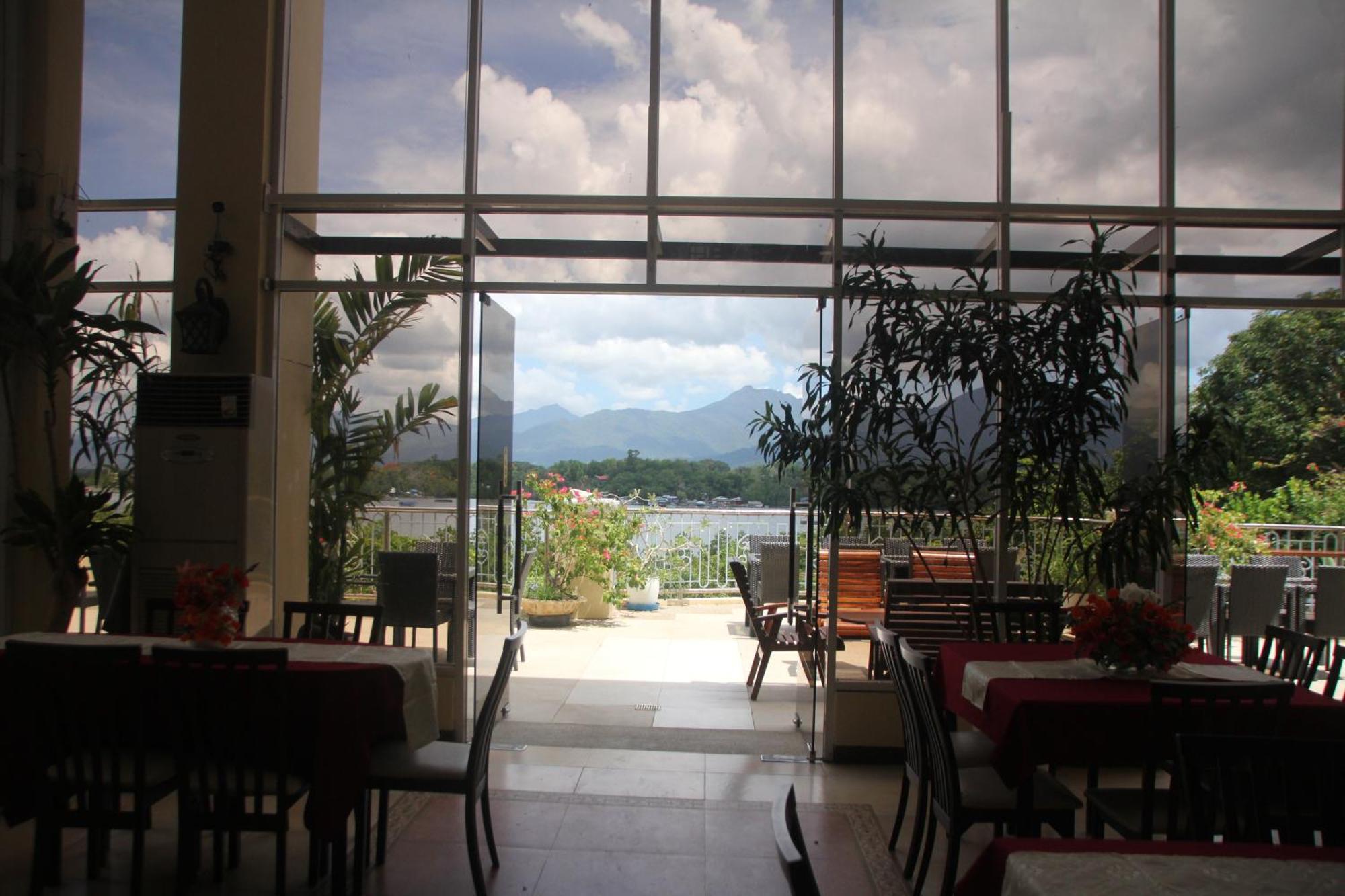 Hotel Palacio Puerto Princesa Екстер'єр фото