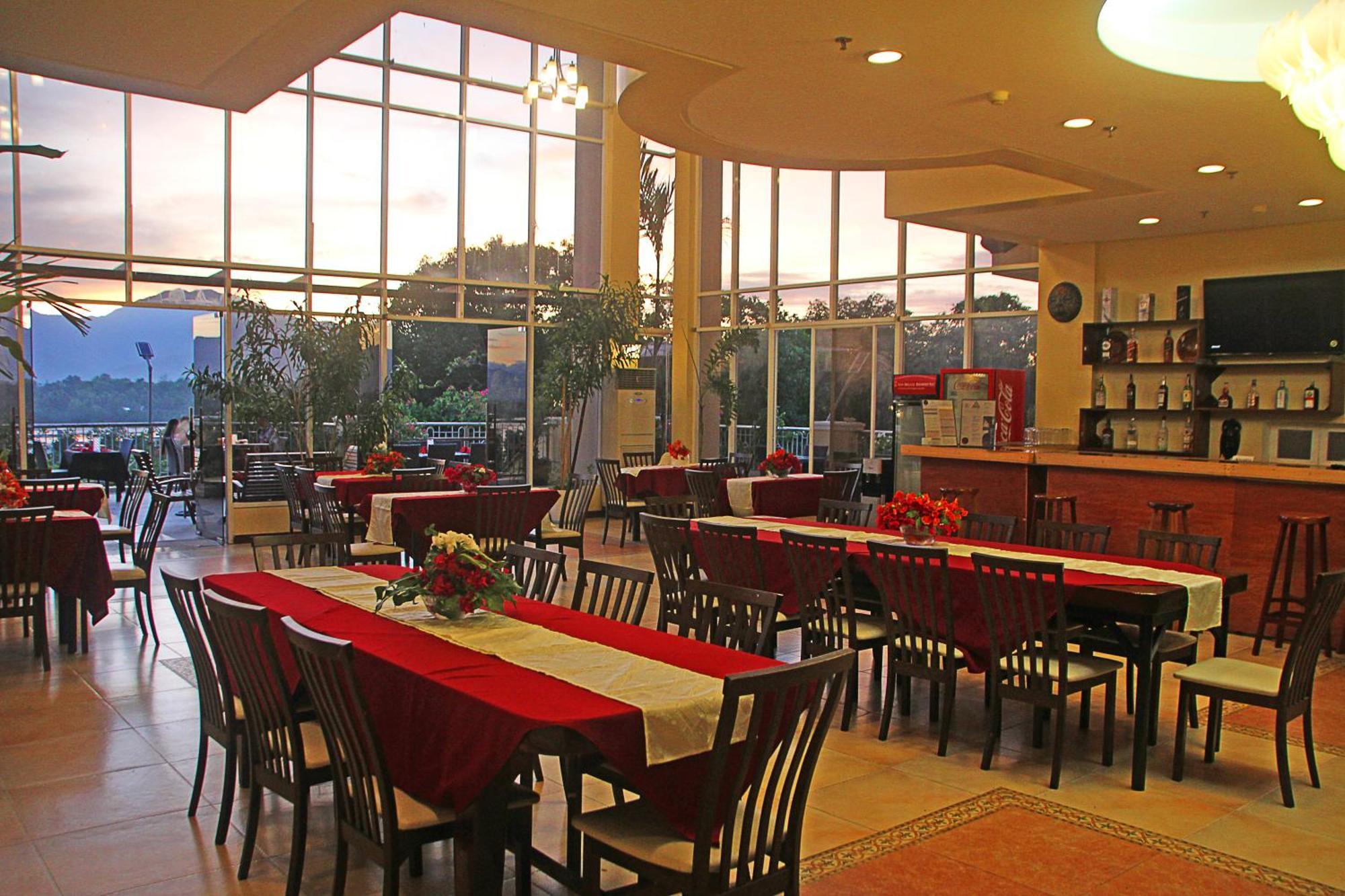 Hotel Palacio Puerto Princesa Екстер'єр фото