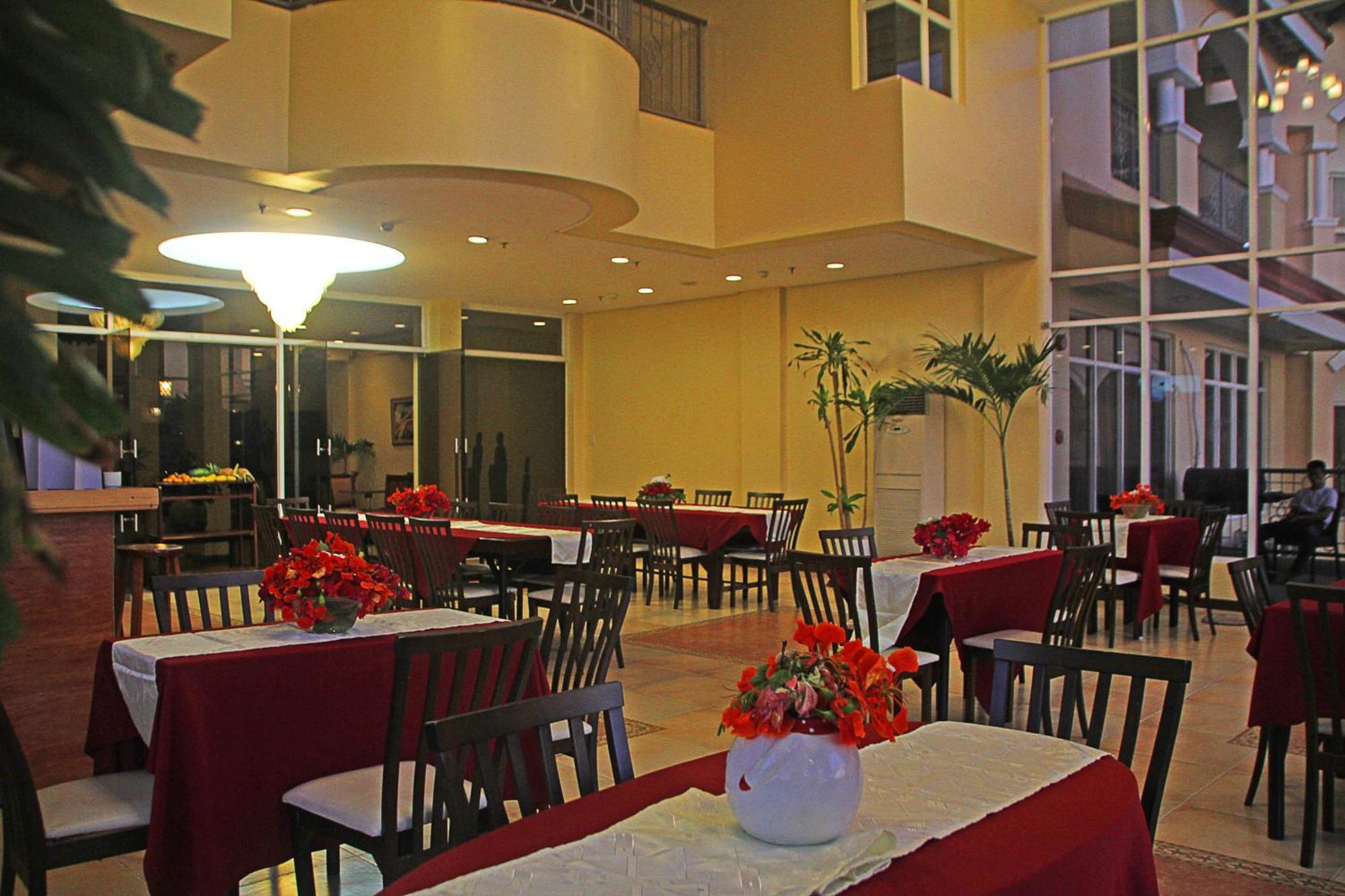Hotel Palacio Puerto Princesa Екстер'єр фото